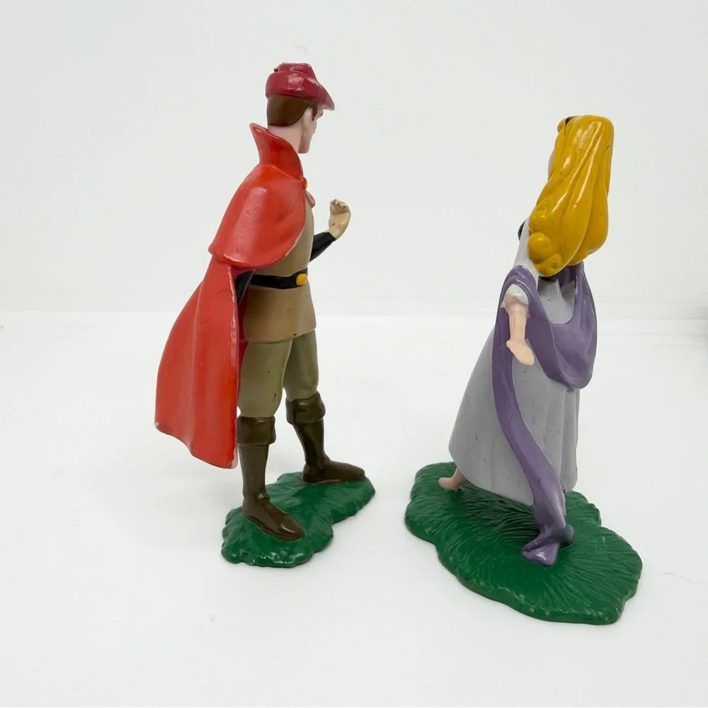 Disney Sleeping Beauty AURORA BRIAR ROSE & PRINCE PHILLIP Figures Cake Toppers